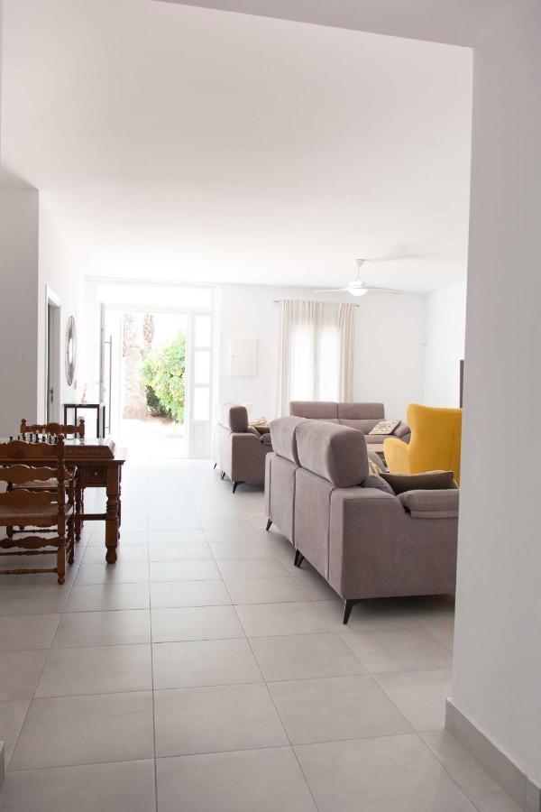 Villa Conchin Casa Junto A Parque Natural Alberic Екстериор снимка